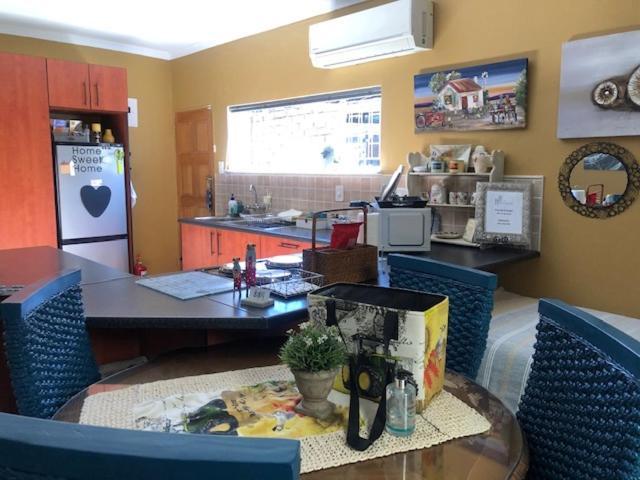 80 on Benade Appartement Bloemfontein Buitenkant foto