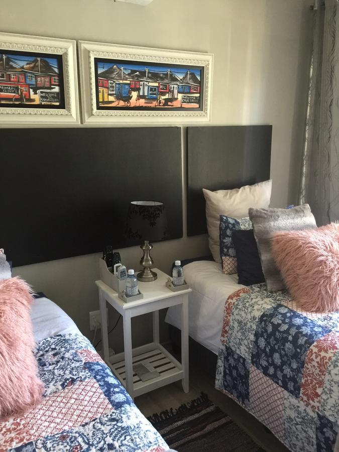 80 on Benade Appartement Bloemfontein Buitenkant foto