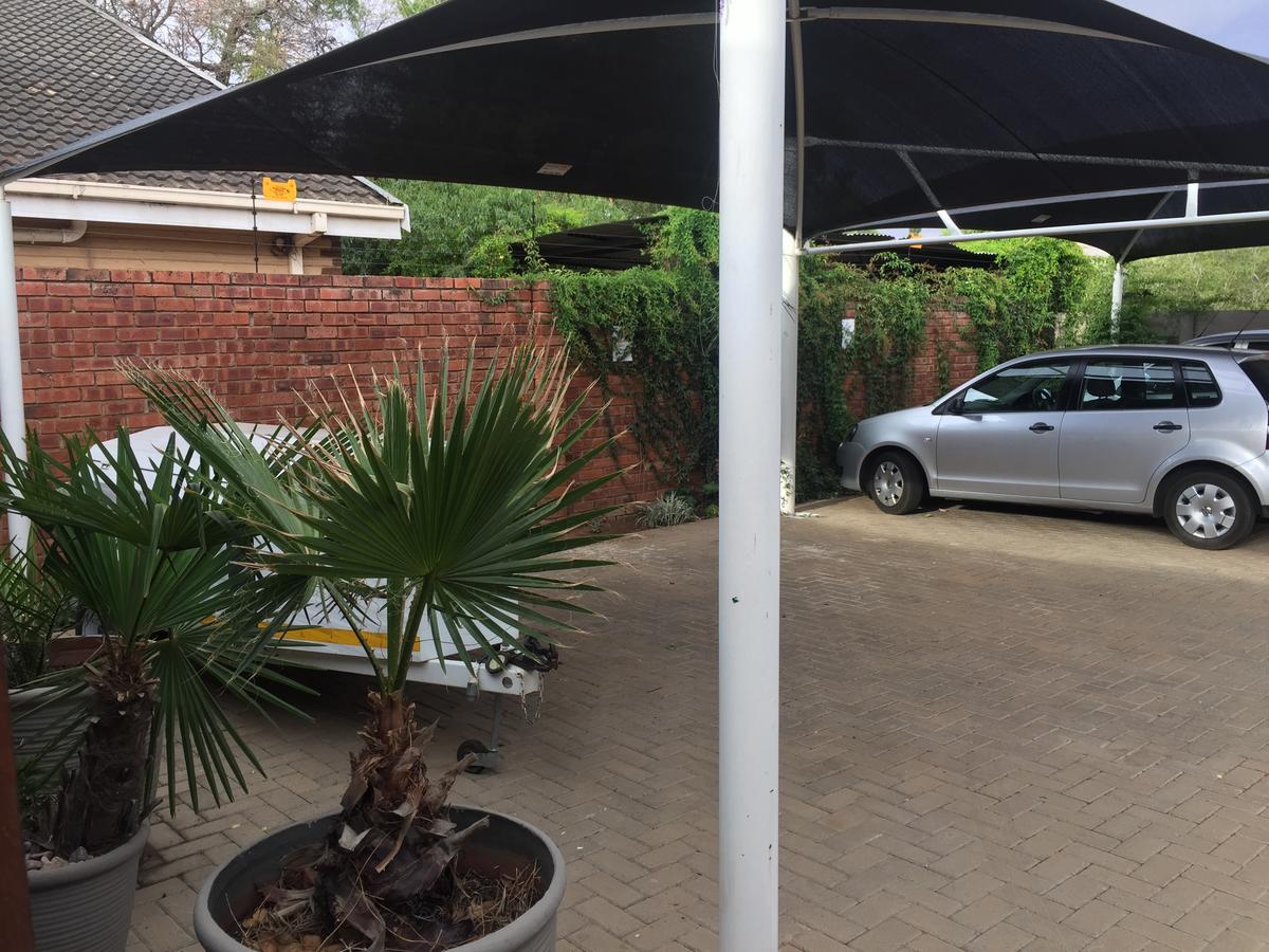 80 on Benade Appartement Bloemfontein Buitenkant foto